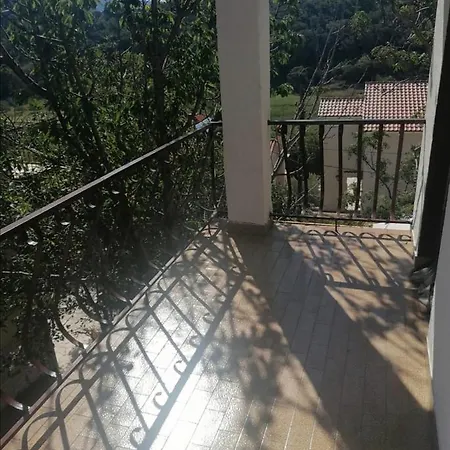 Guest house Ruza Rab Town