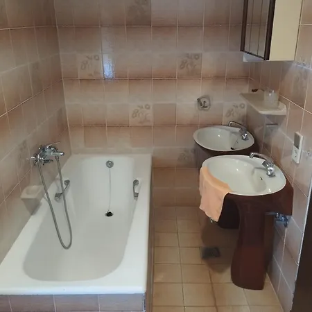 Guest house Ruza Rab Town