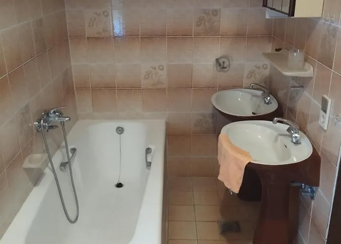 بيت ضيافة Ruza راب